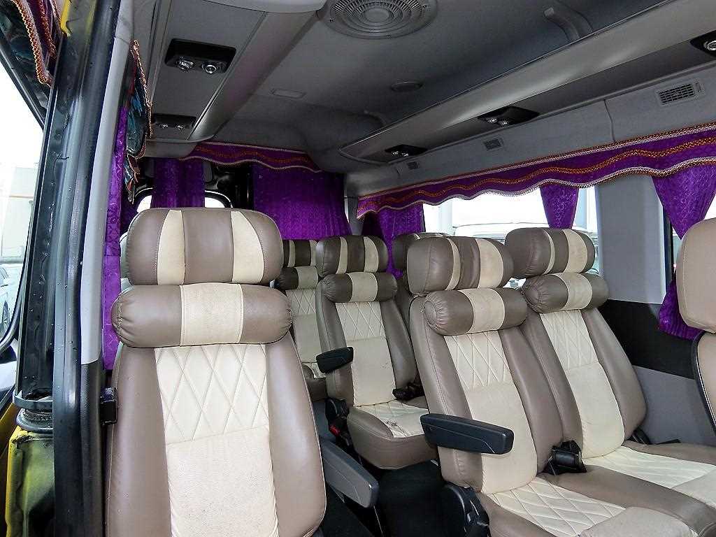 HYUNDAI Solati - Vista 7