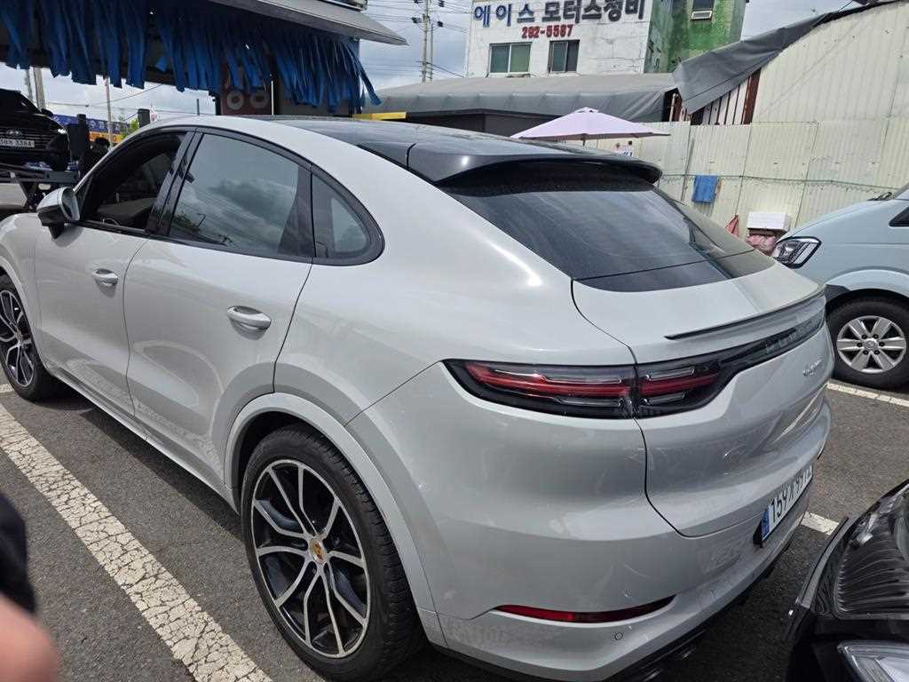 Porsche Cayenne - Vista 6