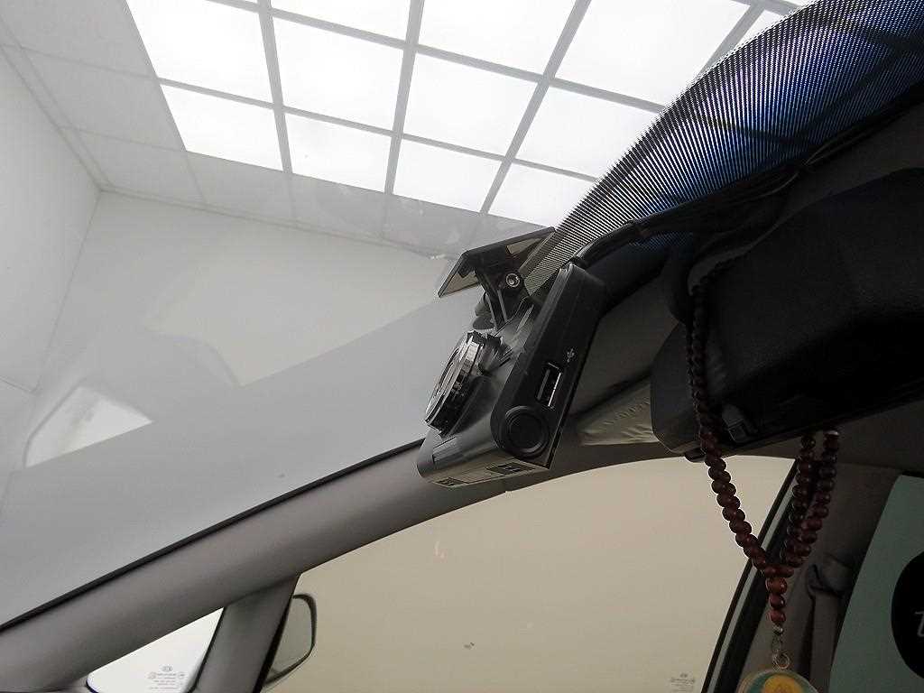KIA Carens 2008 Gris - Importación desde Corea - HF Imports Iquique - Foto 17