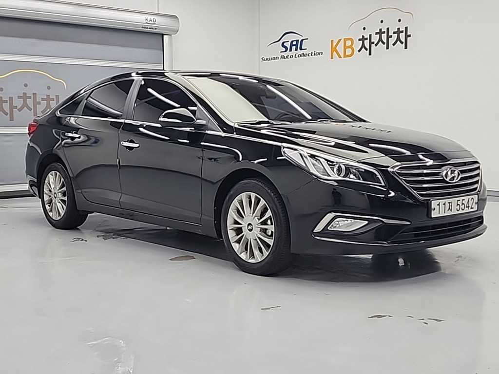 HYUNDAI Sonata - Vista 4