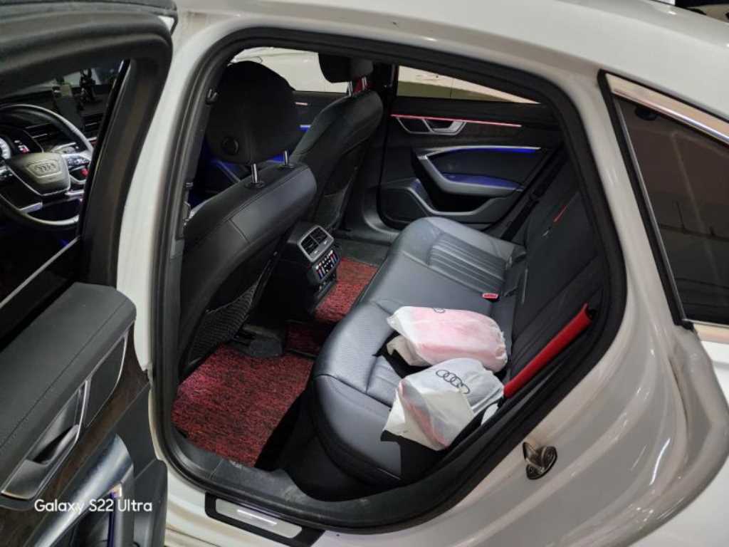 Audi A6 - Vista 6