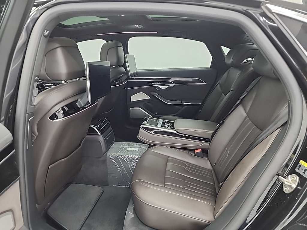 Audi A8 - Vista 12