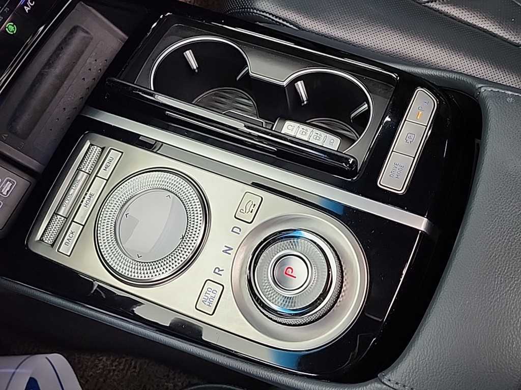 Genesis G80 - Vista 8