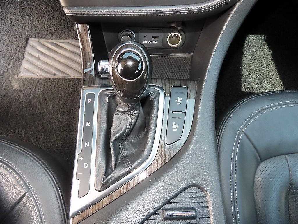 KIA K5 - Vista 10