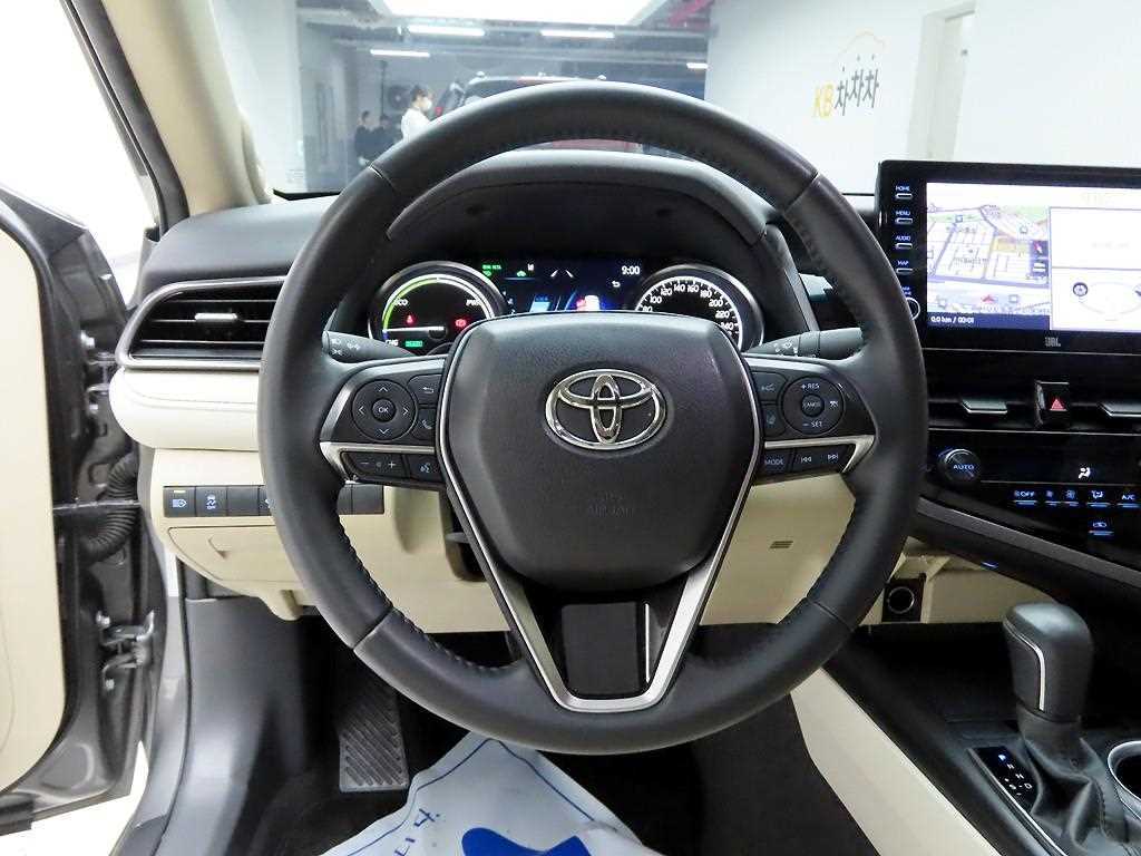 Toyota Camry - Vista 7
