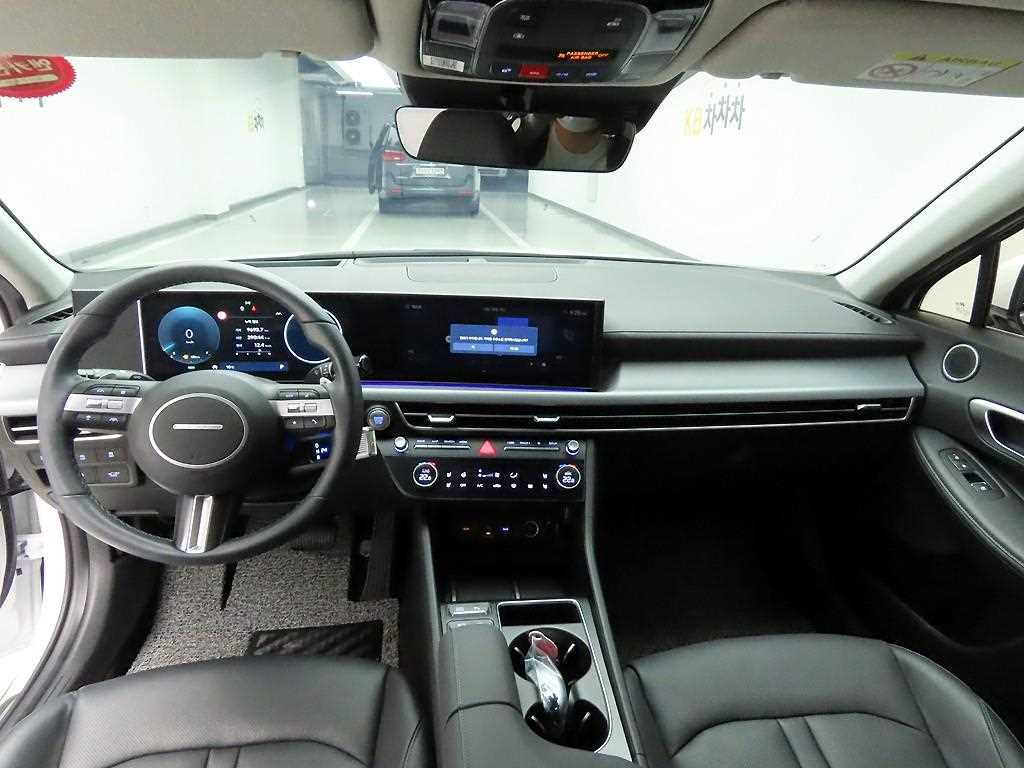 HYUNDAI Sonata - Vista 6