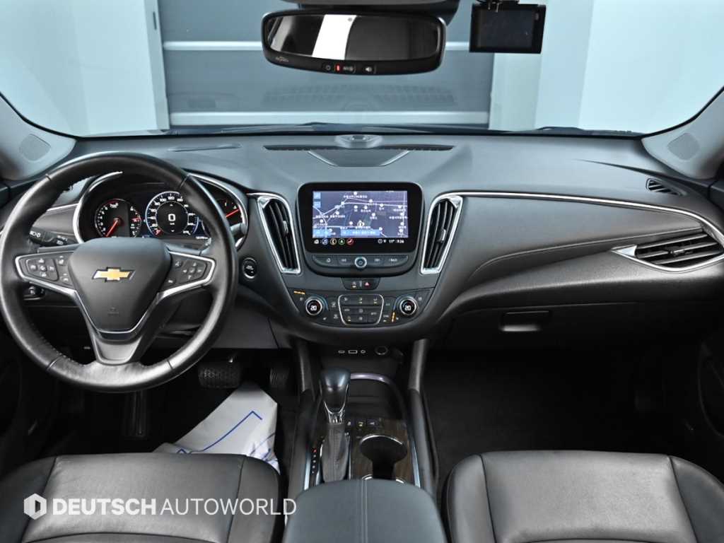 Chevrolet Malibu - Vista 7