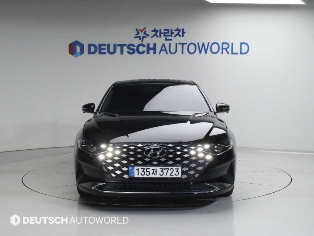 HYUNDAI Grandeur - Vista 3