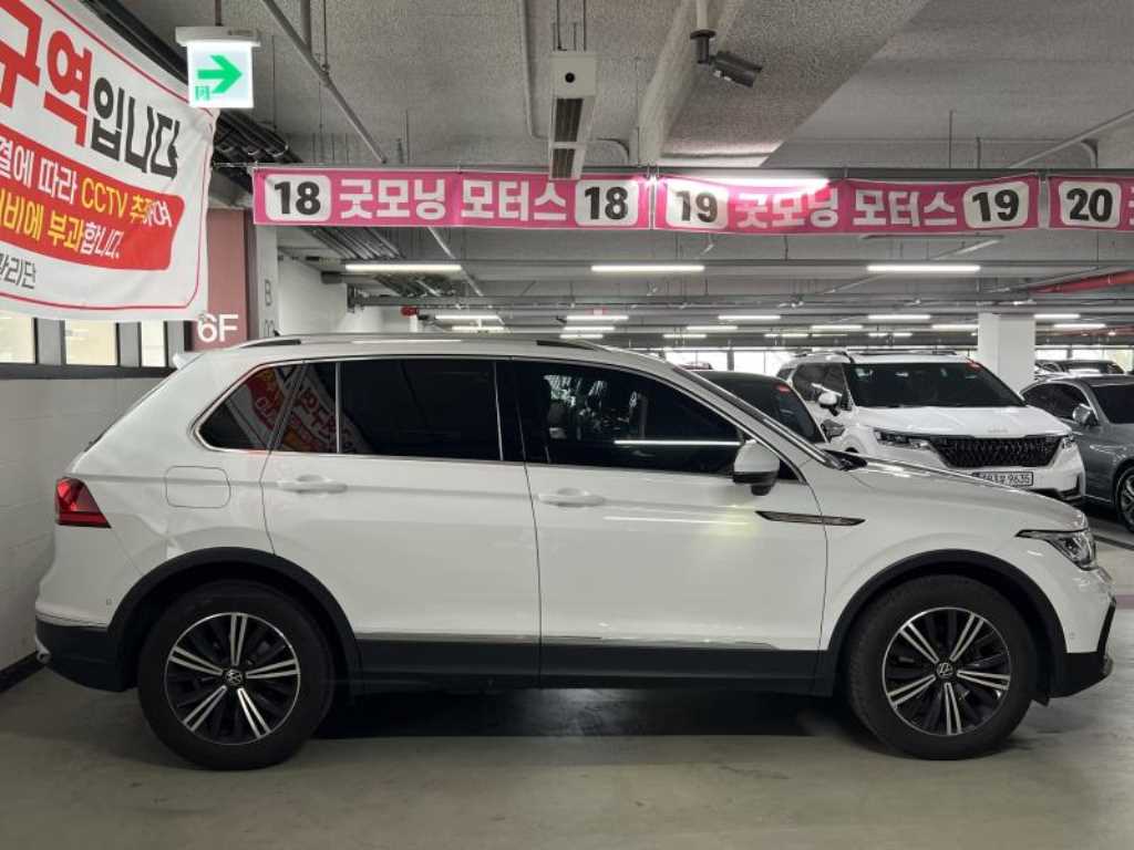 Volkswagen Tiguan - Vista 4