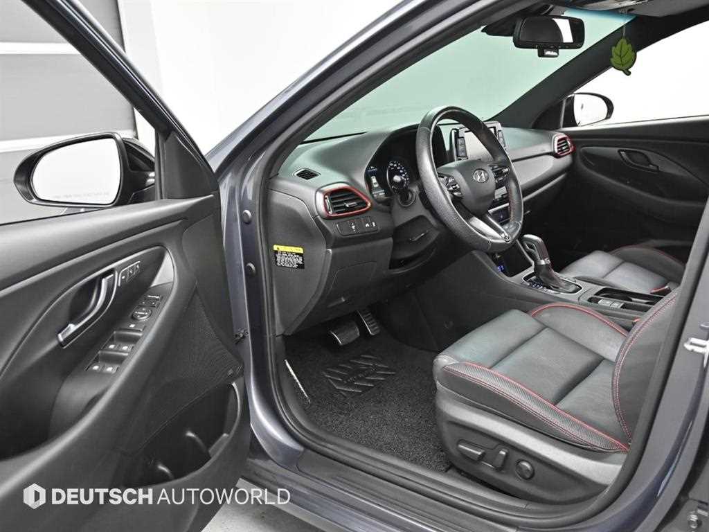 HYUNDAI i30 - Vista 11