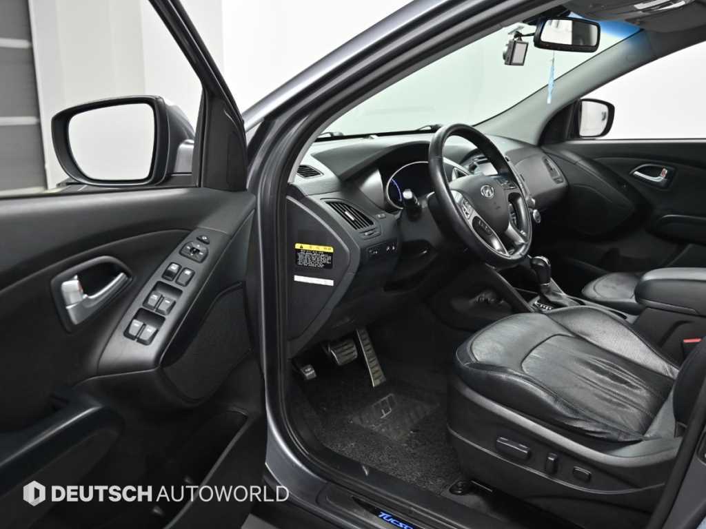 HYUNDAI Tucson - Vista 11