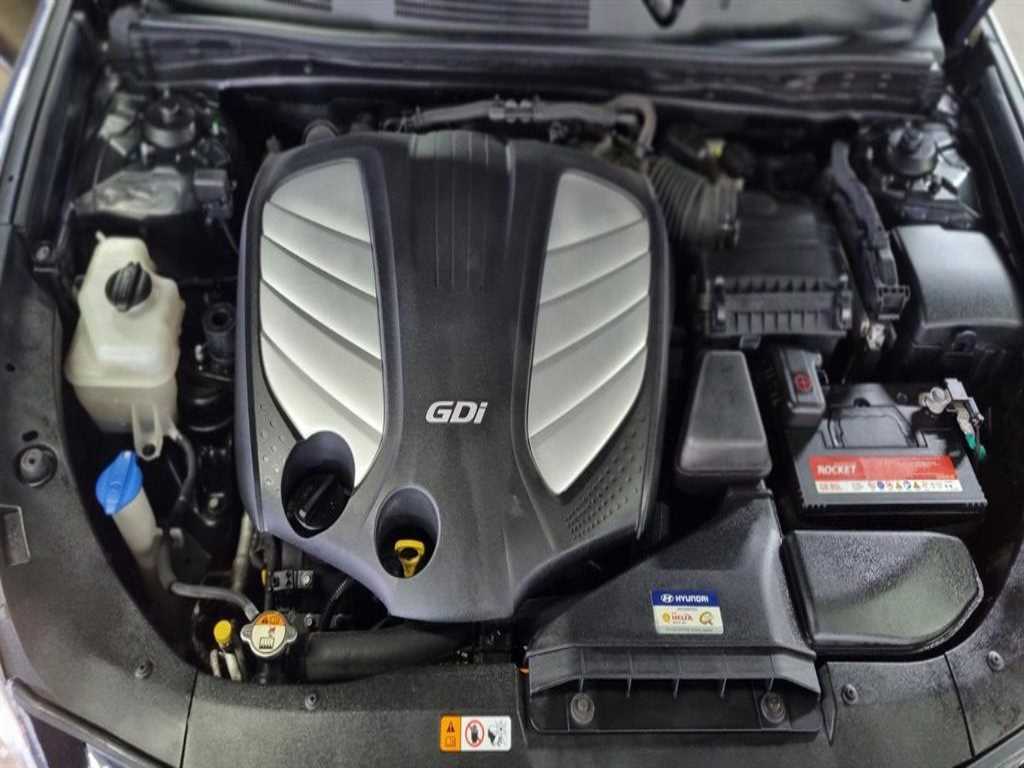HYUNDAI Grandeur 2012 Negro - Importación desde Corea - HF Imports Iquique - Foto 18