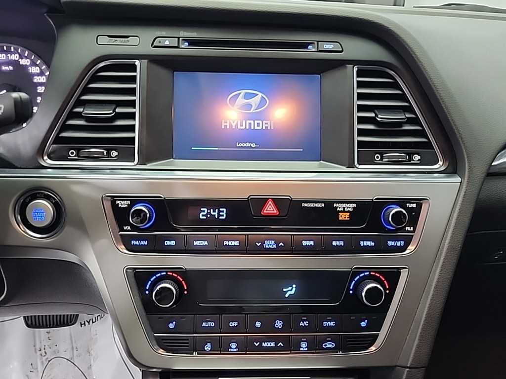 HYUNDAI Sonata - Vista 10