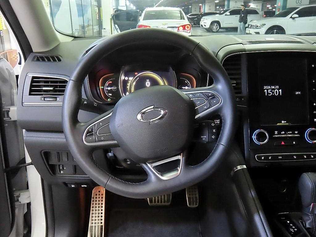 SAMSUNG QM6 - Vista 8