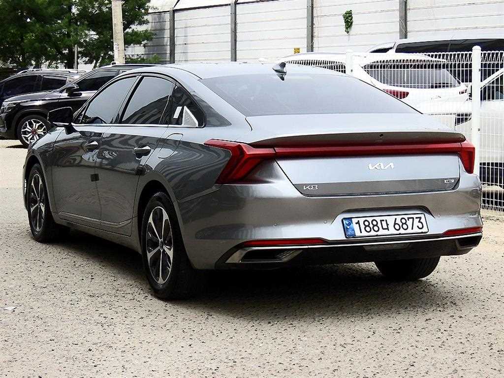 KIA K8 - Vista 3