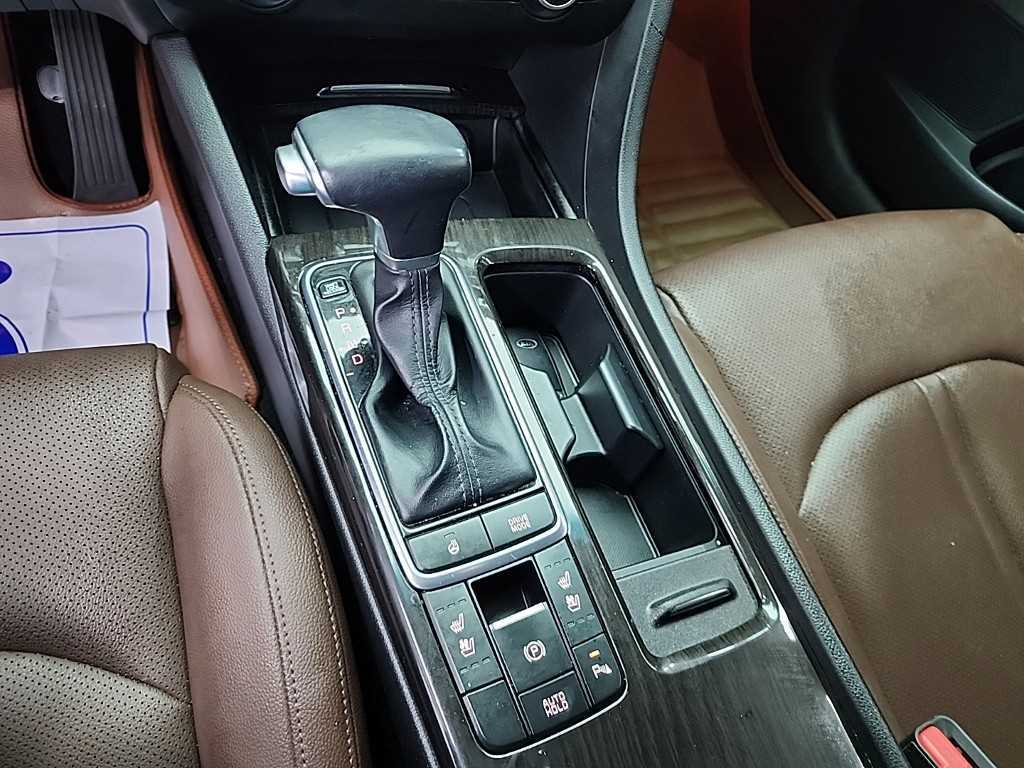 KIA K5 - Vista 8