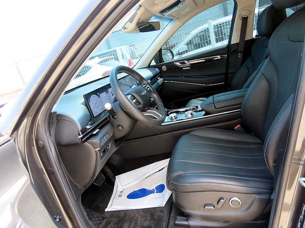 Genesis GV80 - Vista 5