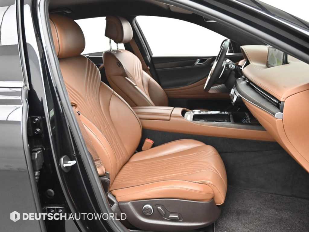 Genesis G80 - Vista 10