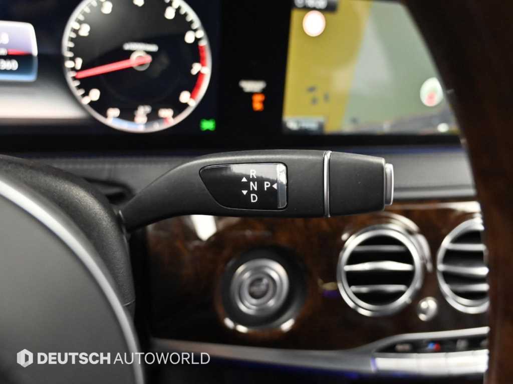 Mercedes Benz S Class - Vista 9