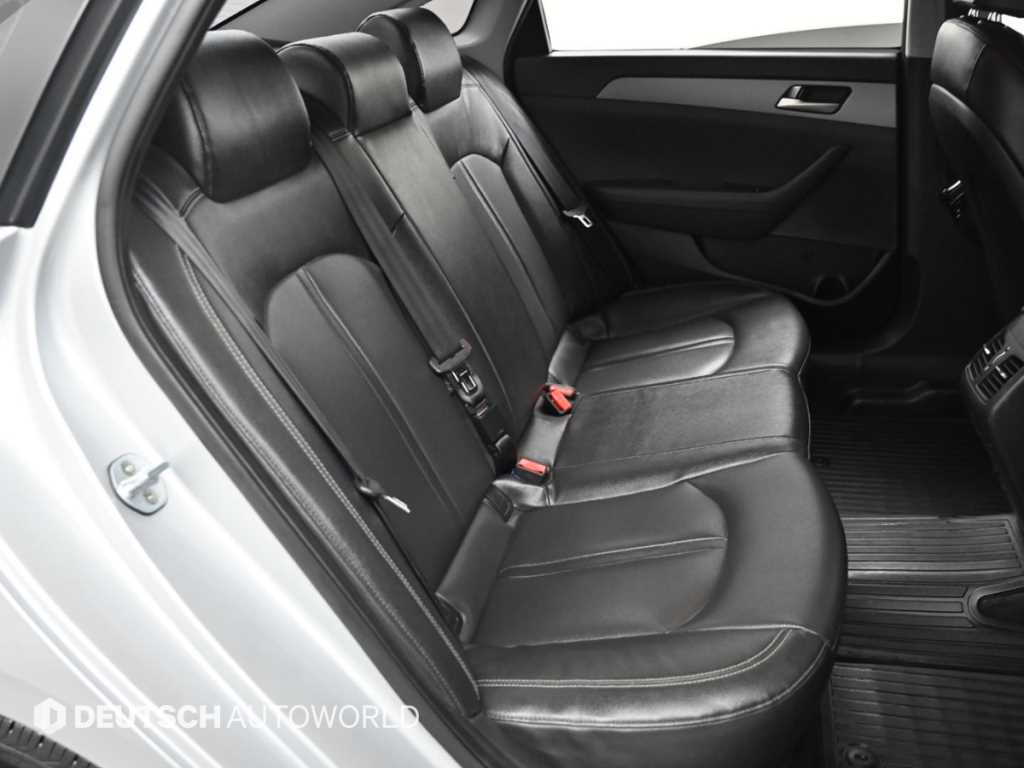 HYUNDAI Sonata - Vista 12