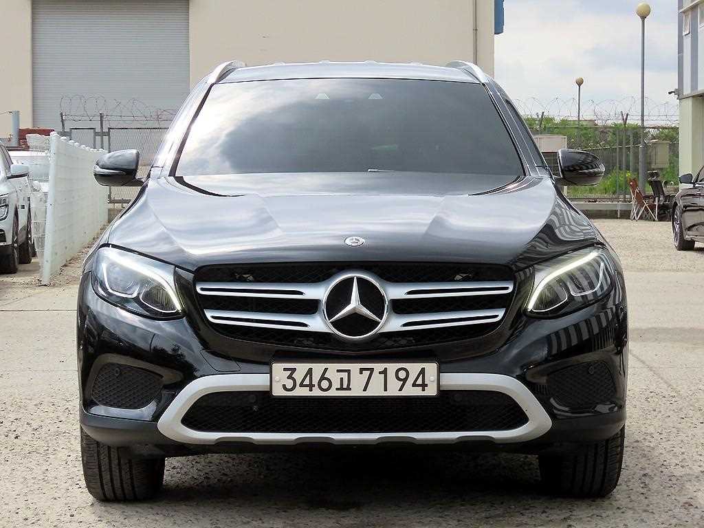 Mercedes Benz GLC Class 2019 Negro - Importación desde Corea - HF Imports Iquique - Foto 1