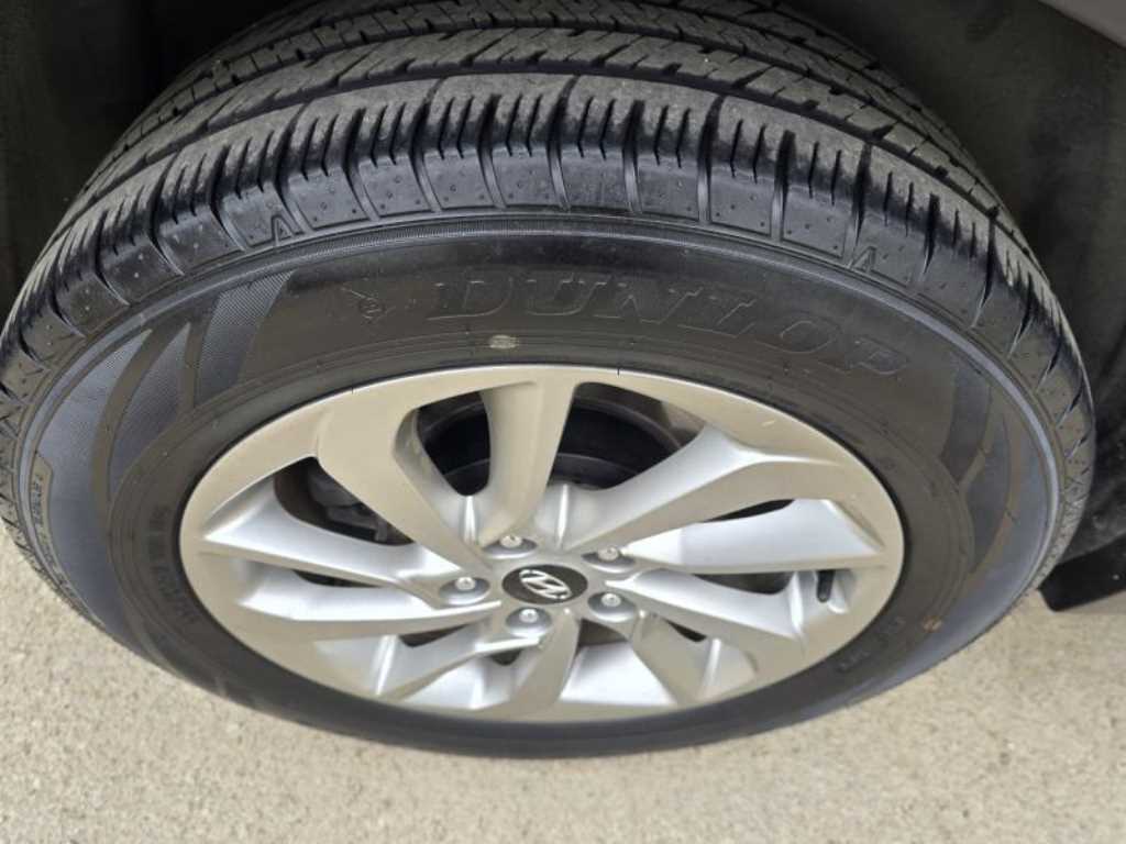 HYUNDAI Tucson - Vista 7