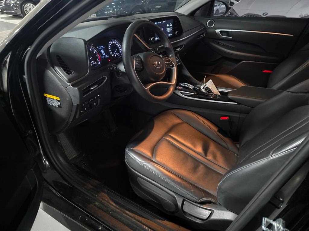 HYUNDAI Sonata - Vista 6