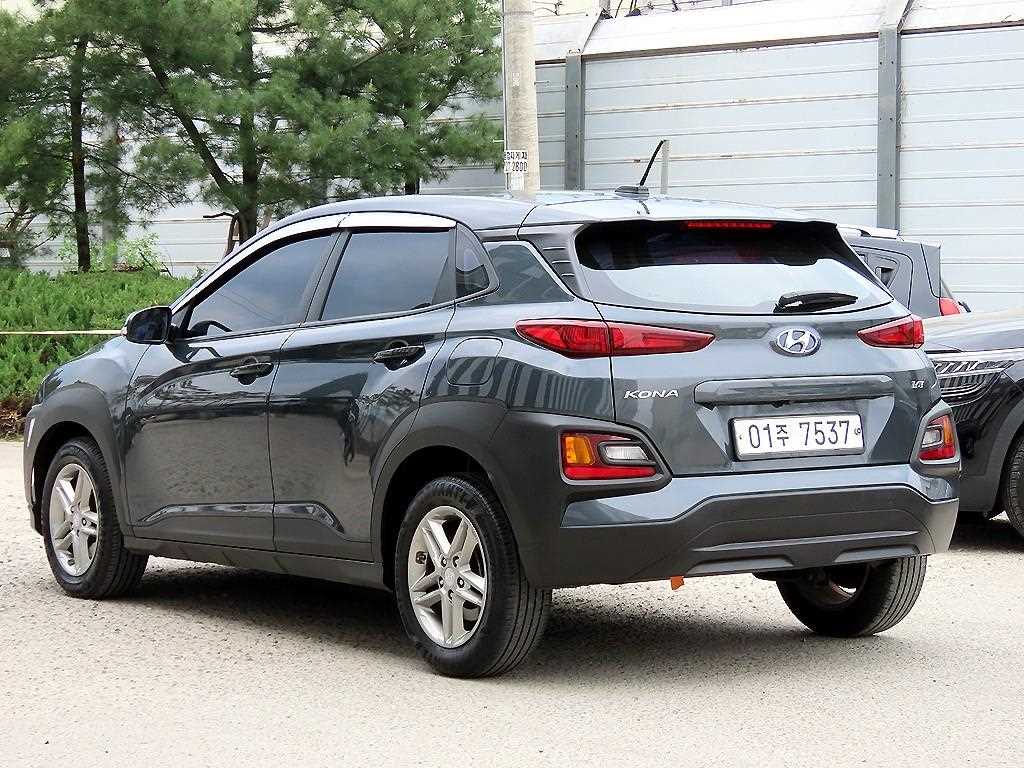 HYUNDAI Kona - Vista 3
