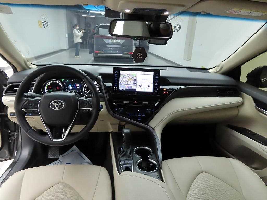 Toyota Camry - Vista 6