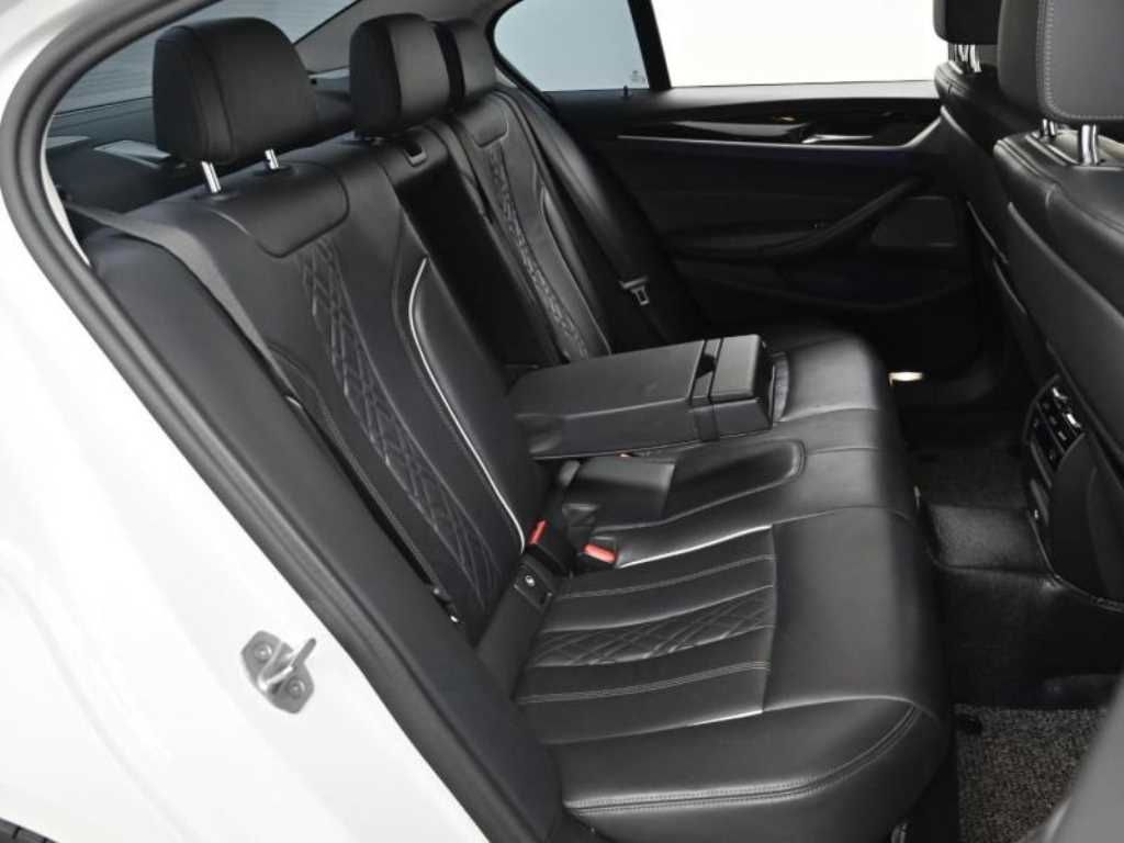BMW 5 Series - Vista 12