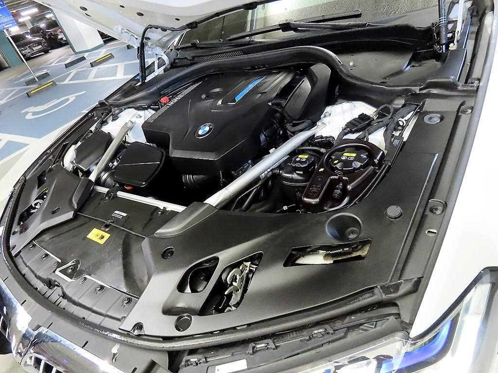 BMW 5 Series 2022 Blanco - Importación desde Corea - HF Imports Iquique - Foto 19