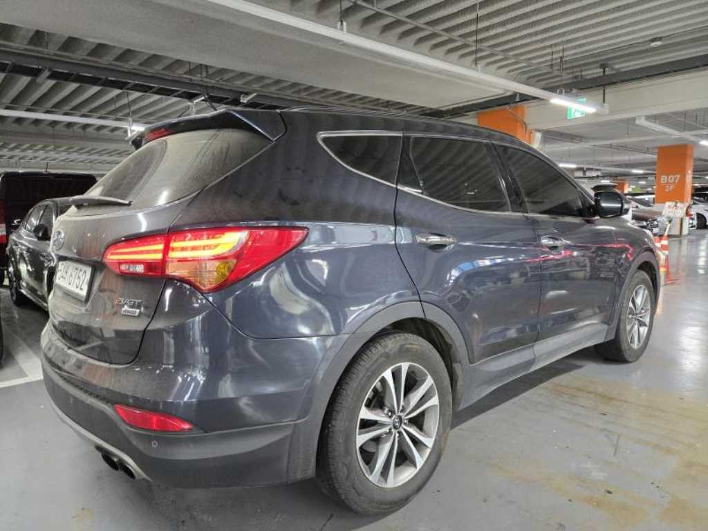 HYUNDAI Santa Fe - Vista 3