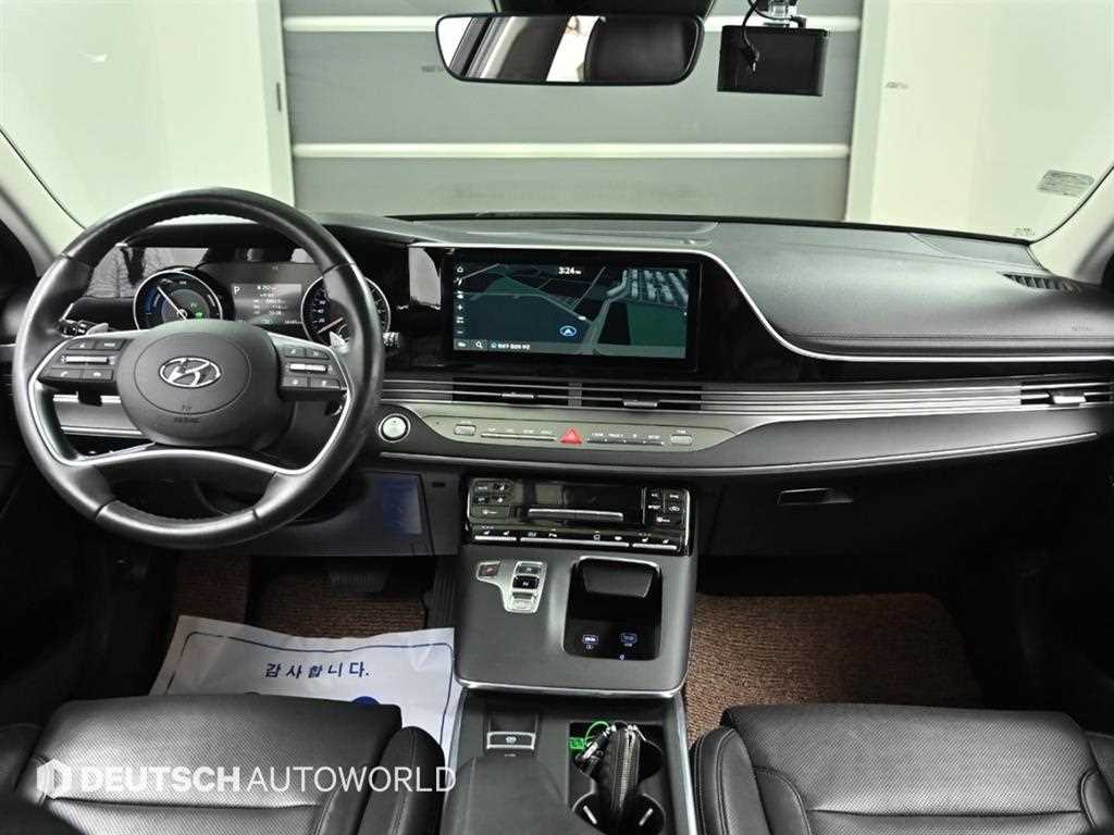 HYUNDAI Grandeur - Vista 7