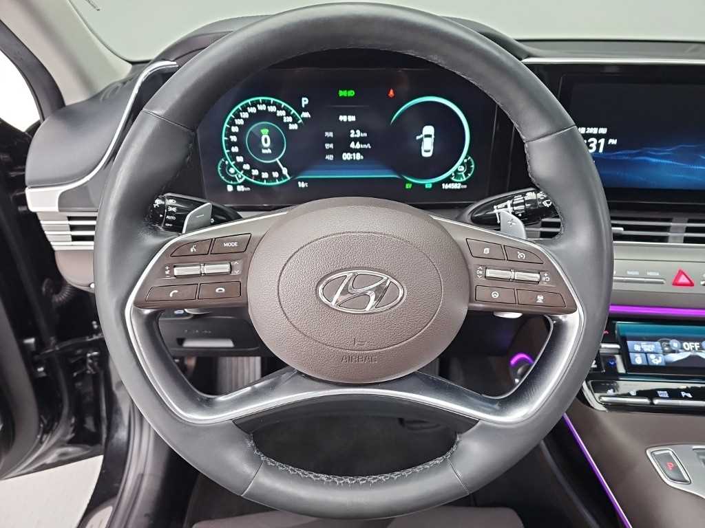 HYUNDAI Grandeur - Vista 9