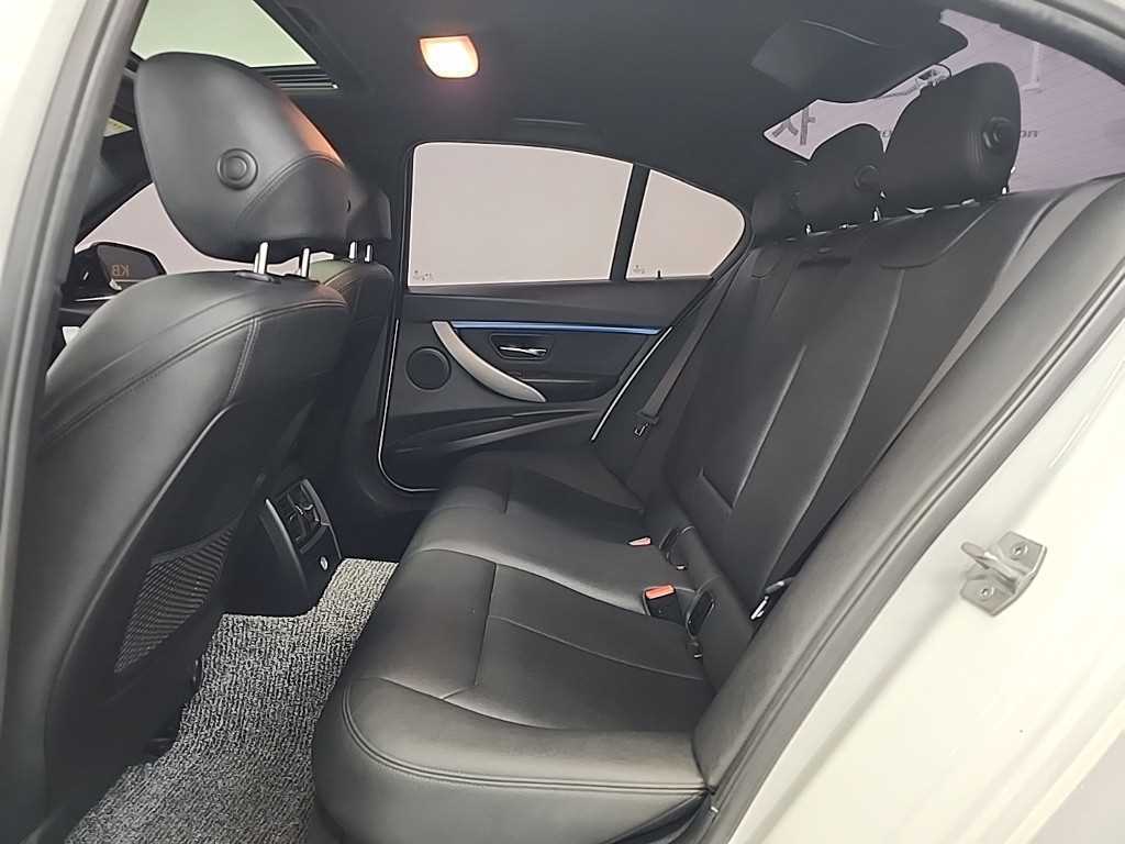 BMW 3 series - Vista 12
