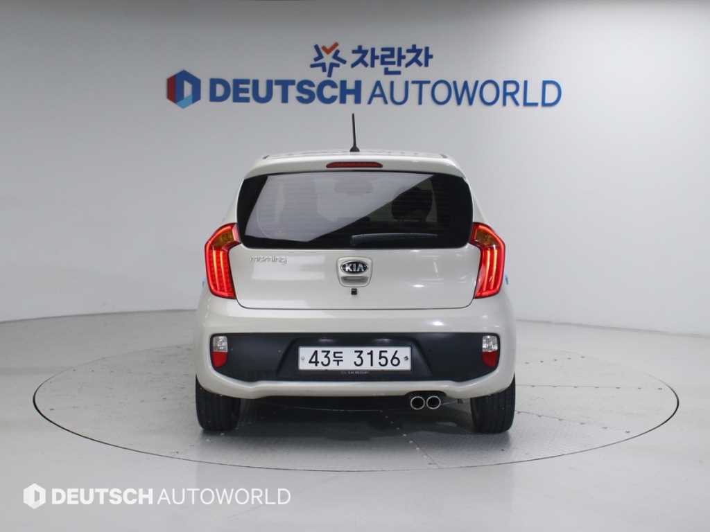 KIA Morning - Vista 4
