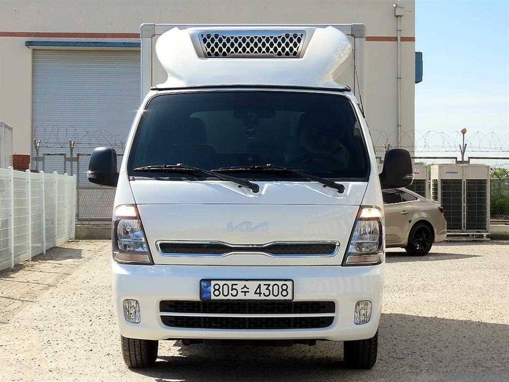 Small Truck Freezer Box(High Deck) 2023 Blanco - Importación desde Corea - HF Imports Iquique - Foto 1