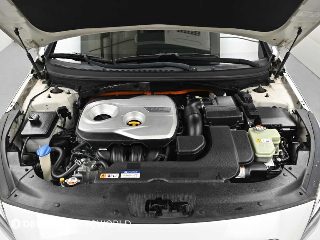 HYUNDAI Sonata - Vista 7