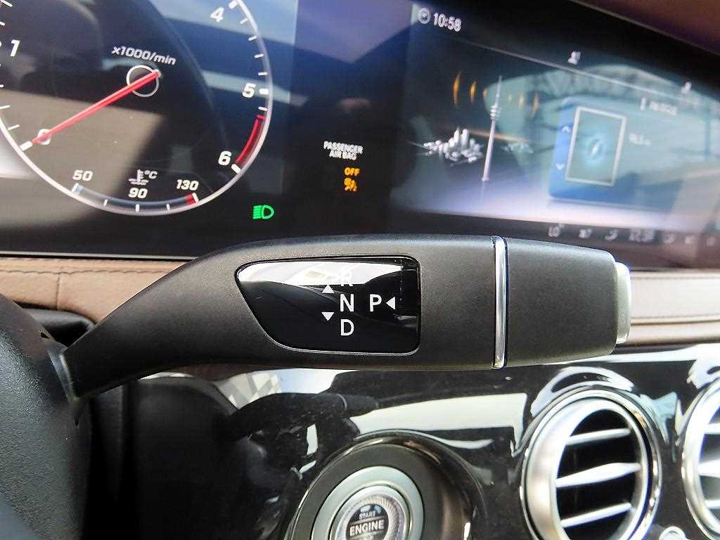 Mercedes Benz S Class - Vista 11
