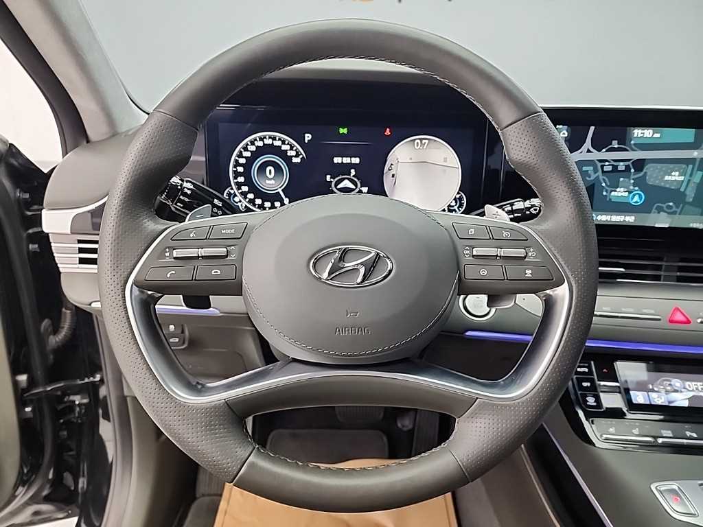 HYUNDAI Grandeur - Vista 9