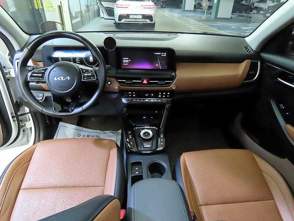 KIA Seltos - Vista 10