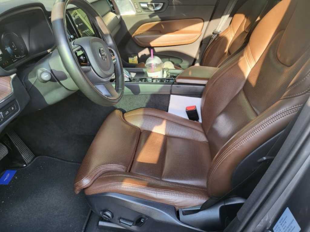 Volvo XC60 - Vista 5