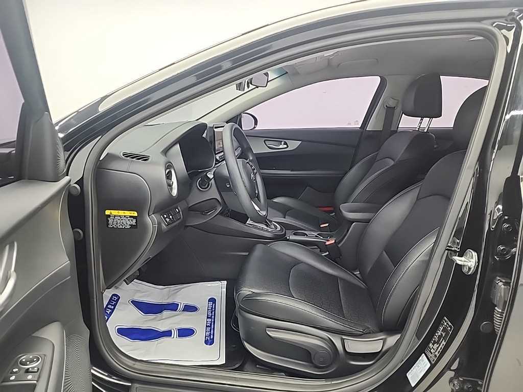 KIA K3 - Vista 11