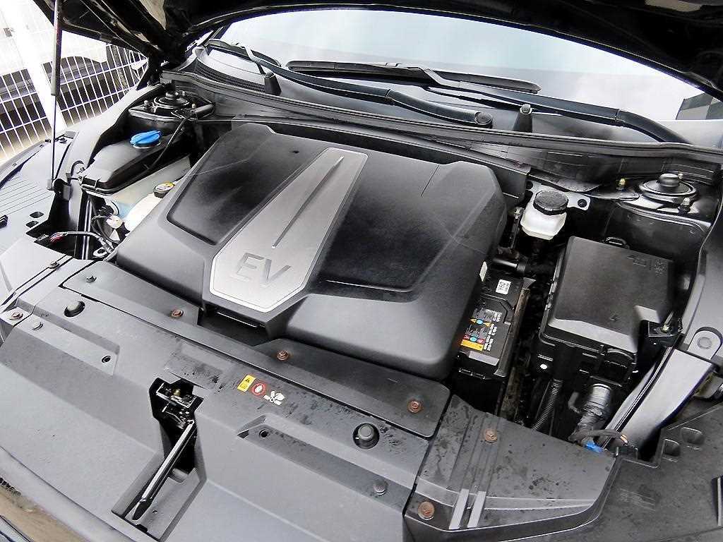 KIA EV6 2022 Negro - Importación desde Corea - HF Imports Iquique - Foto 18