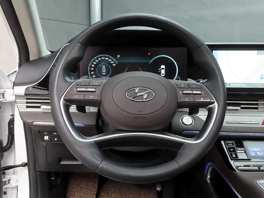 HYUNDAI Grandeur - Vista 9
