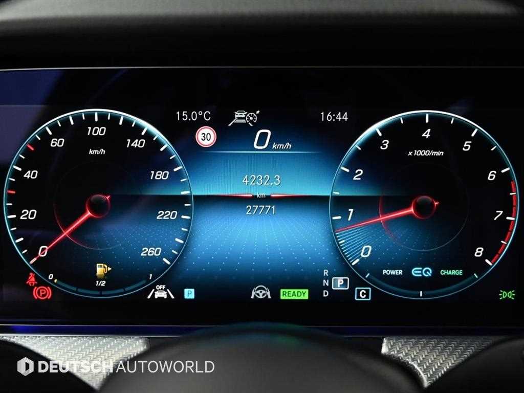 Mercedes Benz E class - Vista 8
