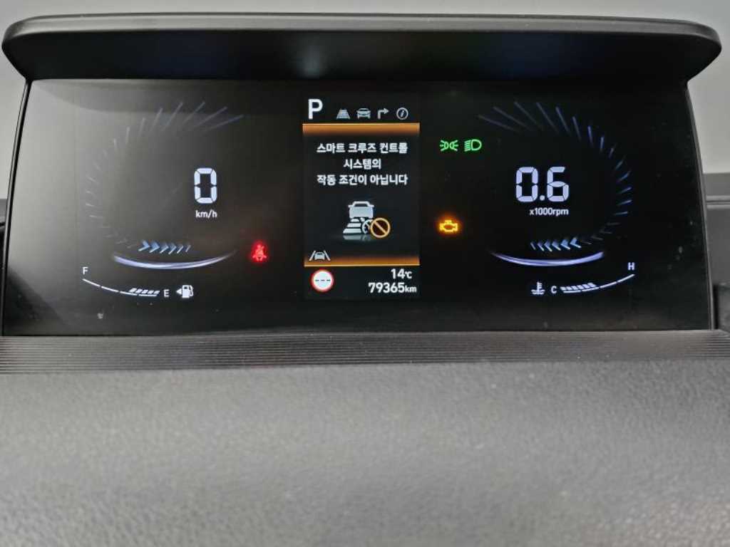 HYUNDAI Staria - Vista 6