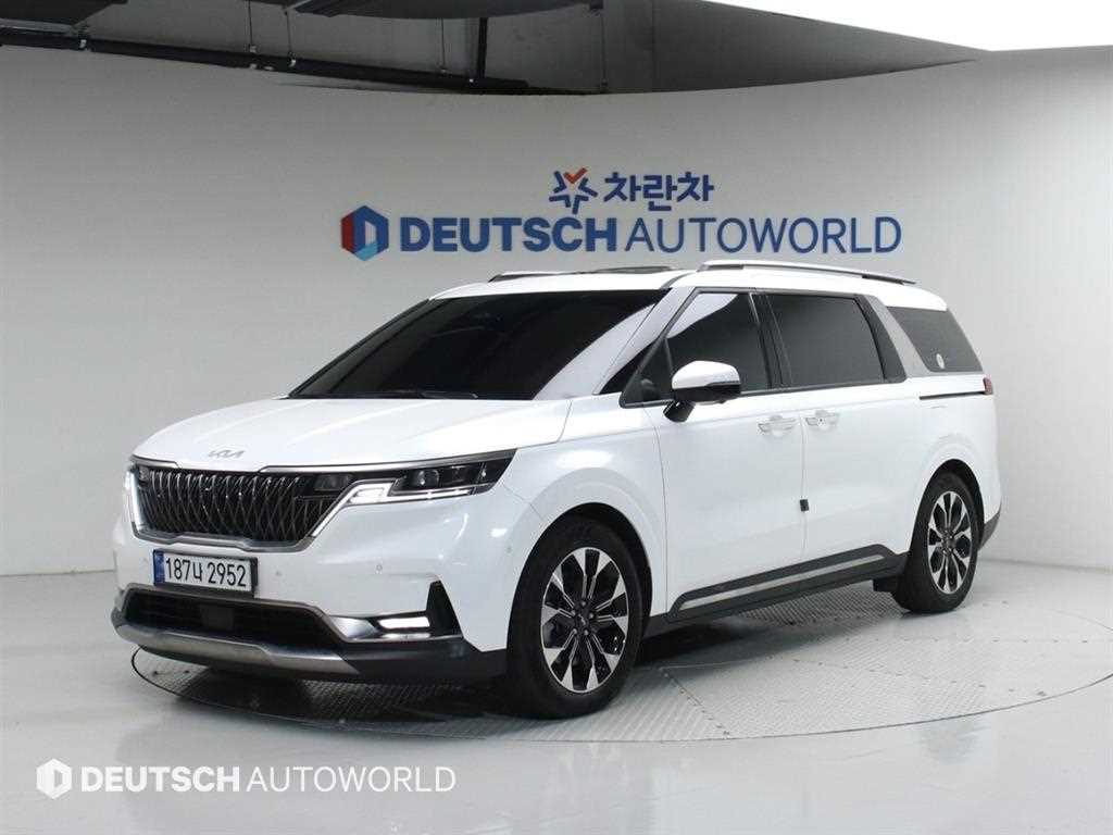 KIA Carnival 2023 Blanco - Importación desde Corea - HF Imports Iquique - Foto 1