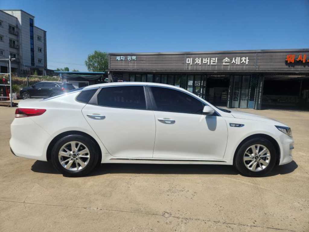 KIA K5 - Vista 4