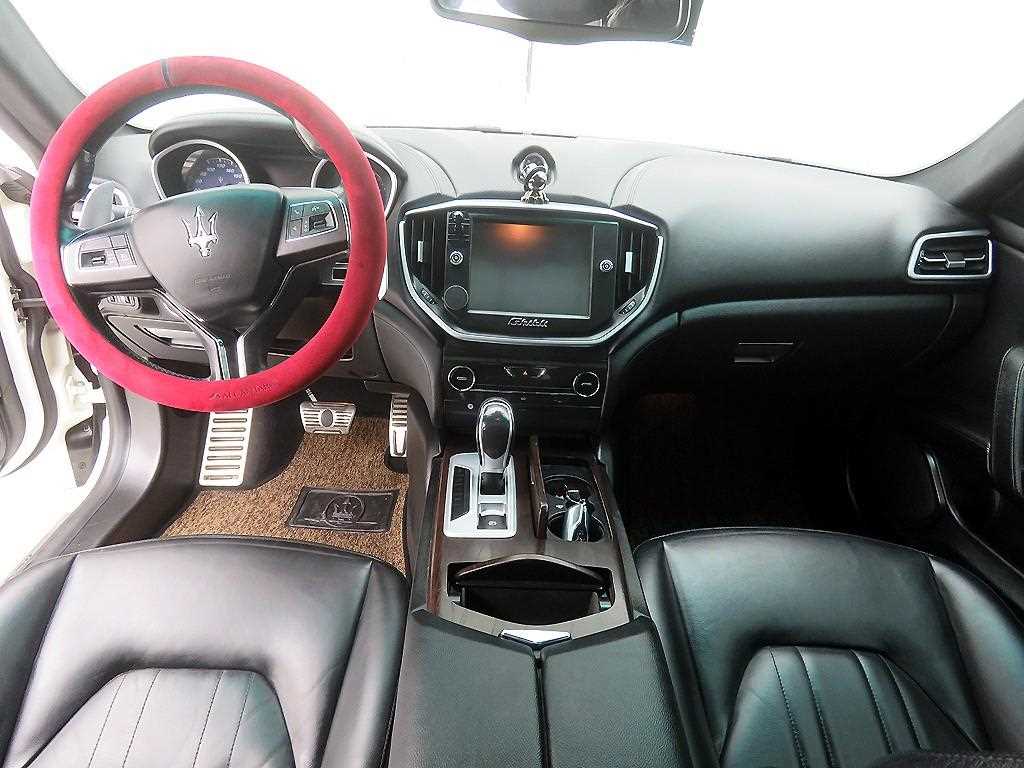 Maserati Ghibli - Vista 8